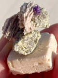 Mini Fluorites Violettes sur Baryte – Saint-Péray, Ardèche, France